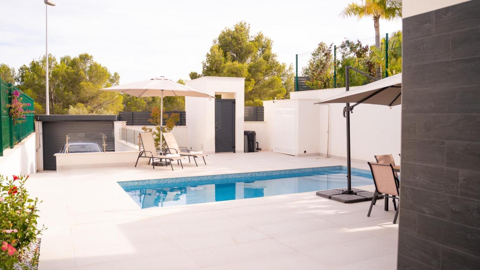 Amberes Apartment, A Stylish Villa'S Independent Downstairs Apartment With Private Swimming Pool And Terrace Polop Εξωτερικό φωτογραφία